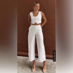 Elegant White Women's Two-Piece Set